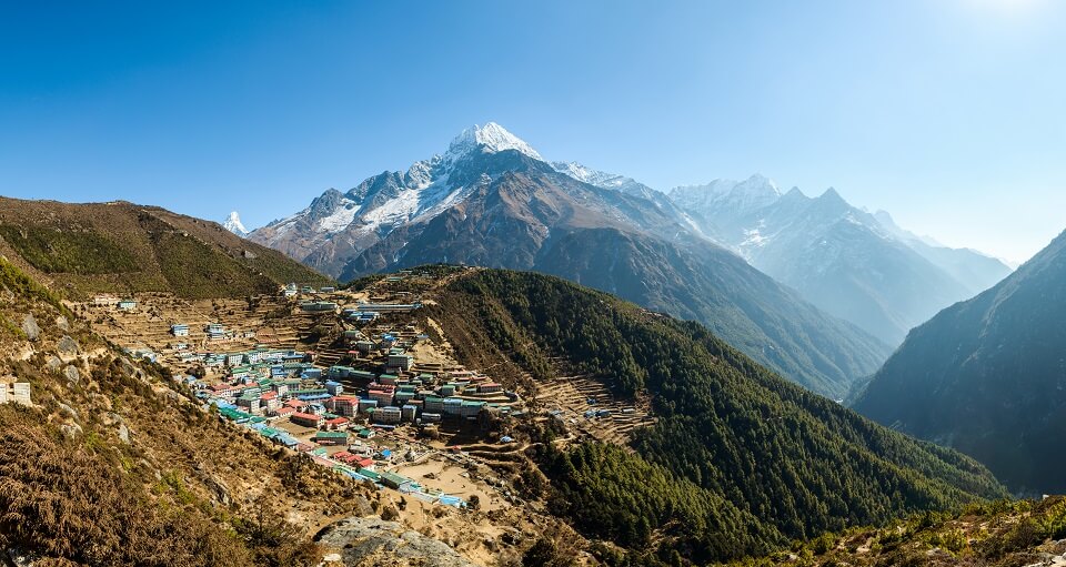 Gokyo Vallei trekking – zicht op Namche Bazaar