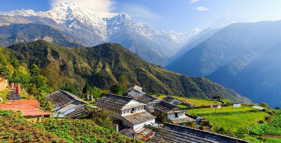 Khopra ridge trek - prachtig zicht op de Himalayas